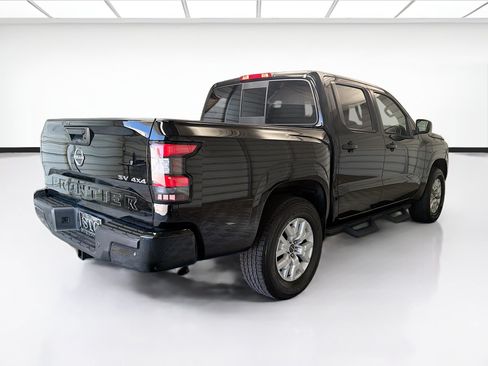Used 2022 Nissan Frontier SV AWD/4WD image 4