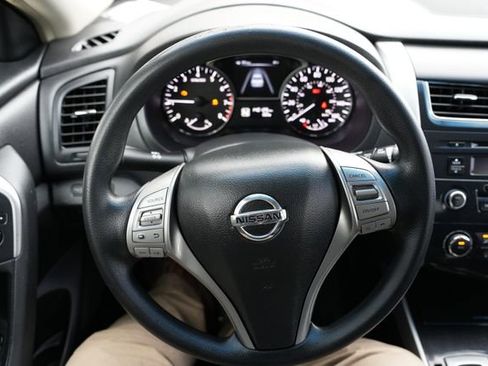 Used 2013 Nissan Altima 2.5 S image 25