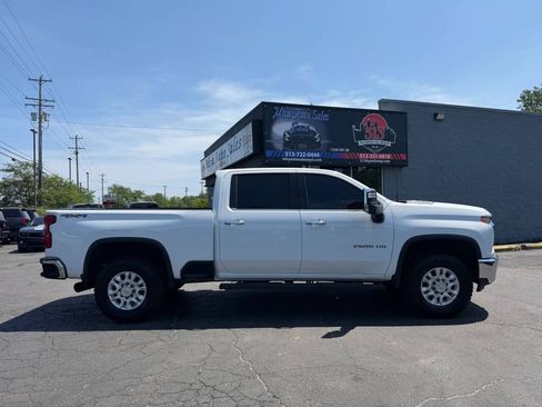 Used 2020 Chevrolet Silverado 2500 LTZ AWD/4WD image 9