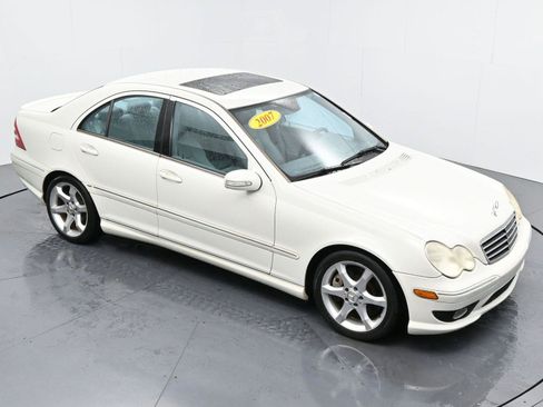 Used 2007 Mercedes-Benz C 230 Sedan image 31