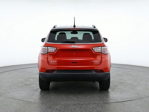Used 2025 Jeep Compass Limited AWD/4WD image 7