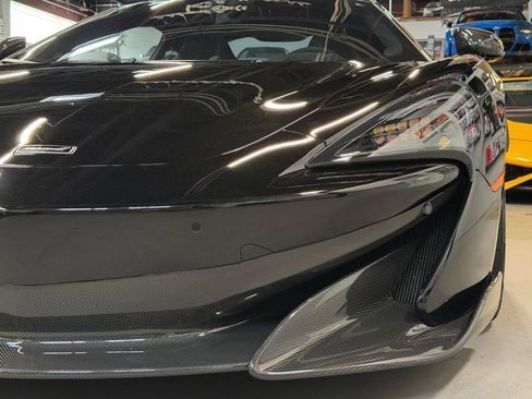 Used 2019 McLaren 600LT RWD image 25