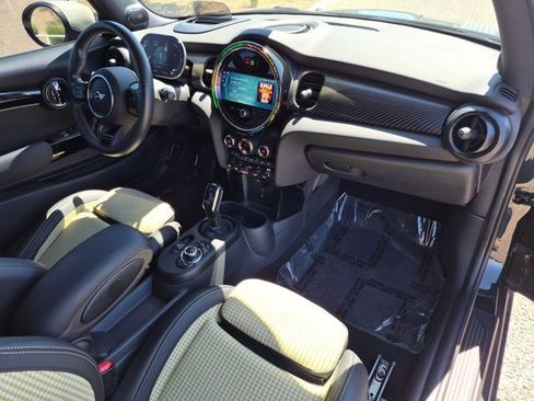 Used 2023 MINI Cooper S w/ MINI Resolute Edition FWD image 26