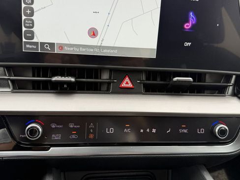 Certified 2023 Kia Sportage EX FWD image 24
