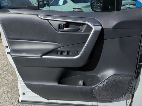 Used 2024 Toyota RAV4 LE image 21