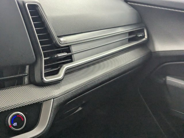 Used 2023 Kia Sportage LX FWD image 29