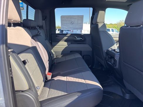 New 2025 Chevrolet Silverado 2500 ZR2 w/ Technology Package image 46