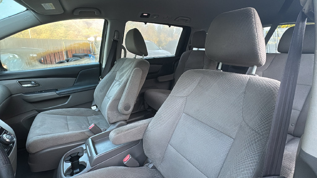 Used 2015 Honda Odyssey EX image 27