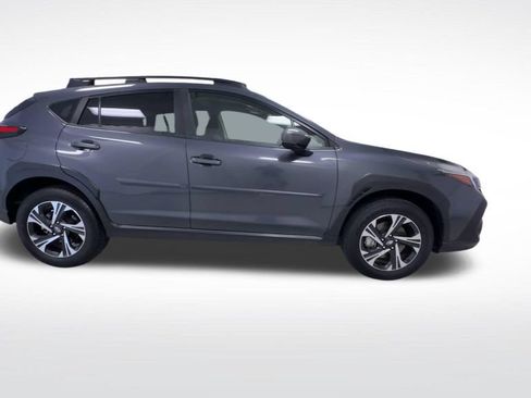 Used 2025 Subaru Crosstrek 2.5i Premium AWD/4WD image 12