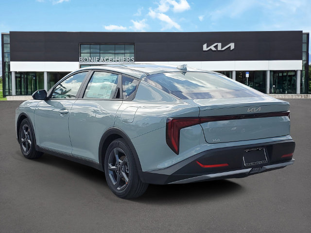 Used 2026 Kia K4 FWD image 3