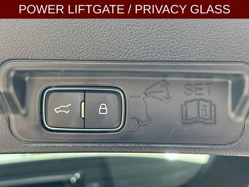 Certified 2022 Ford Explorer XLT w/ Equipment Group 202A AWD/4WD image 29