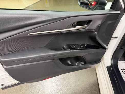 Used 2025 Toyota Camry LE FWD image 9