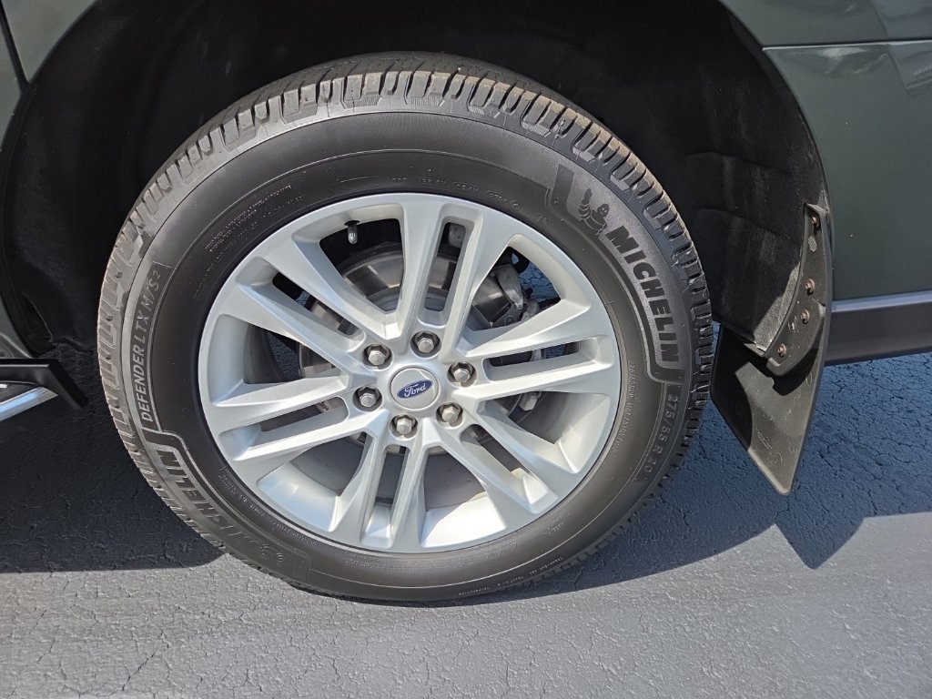 Used 2022 Ford Expedition Max XLT AWD/4WD image 18