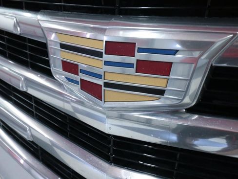 Used 2019 Cadillac Escalade ESV Premium Luxury AWD/4WD image 38