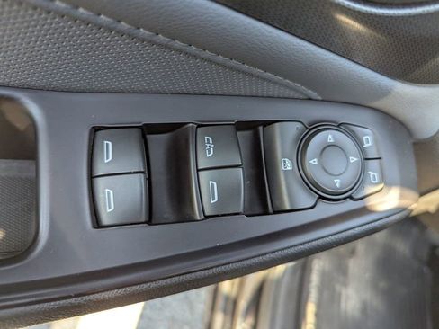 Used 2020 Chevrolet Traverse Premier image 17