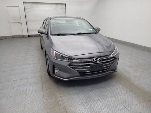 Used 2020 Hyundai Elantra Value Edition FWD image 14