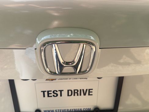 Used 2022 Honda Accord EX-L image 28