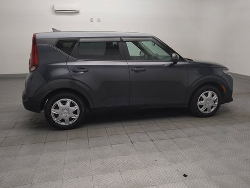 Used 2020 Kia Soul LX FWD image 10