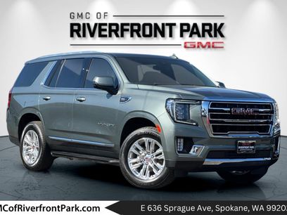 Used 2024 GMC Yukon SLT w/ SLT Luxury Package