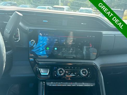Used 2024 GMC Sierra 2500 AT4 w/ AT4 Preferred Package AWD/4WD image 28