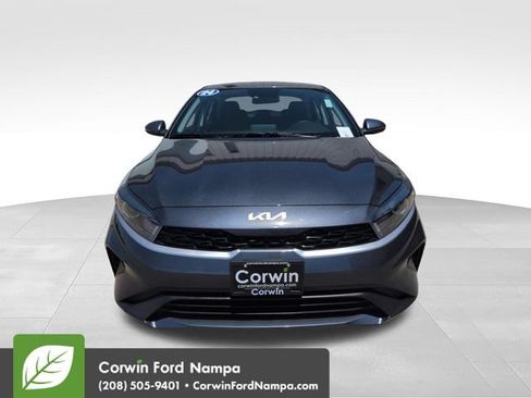 Used 2024 Kia Forte LXS w/ LXS Technology Package FWD image 8