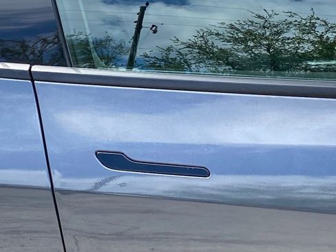 Used 2025 Tesla Model Y Long Range image 12