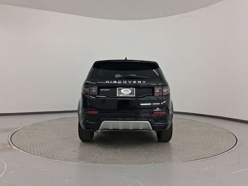 New 2025 Land Rover Discovery Sport S image 10