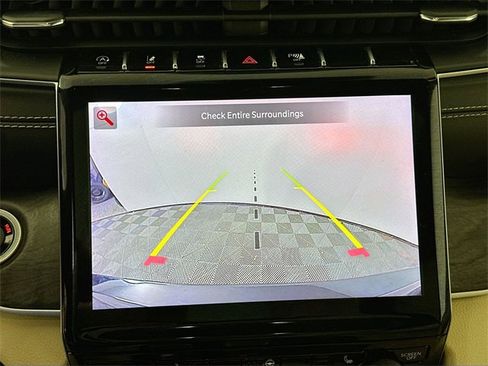 Used 2023 Jeep Grand Cherokee L Limited w/ Black Appearance Package image 14