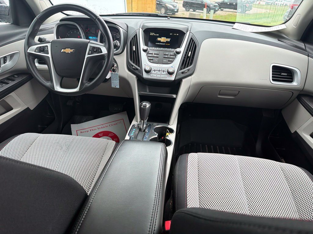 Used 2017 Chevrolet Equinox LT w/ Convenience Package FWD image 8