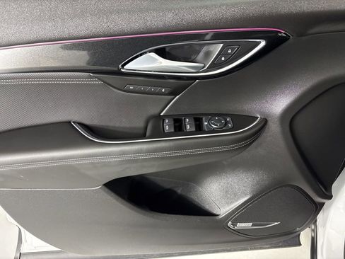 Used 2025 Buick Envision Preferred image 17