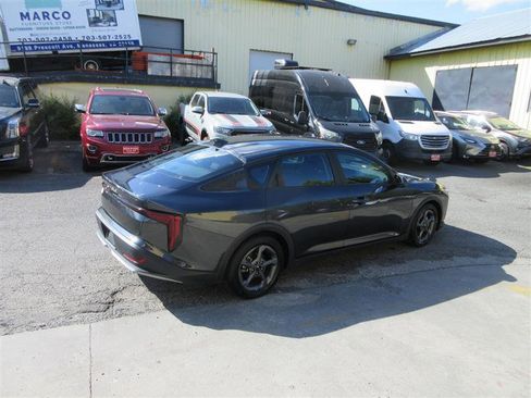 Used 2025 Kia K4 FWD image 6