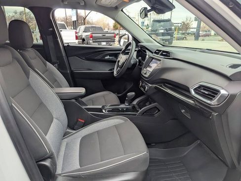 Used 2021 Chevrolet TrailBlazer LT image 32