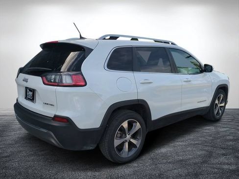 Used 2019 Jeep Cherokee Limited FWD image 4