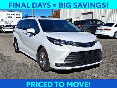 Used 2025 Toyota Sienna XLE