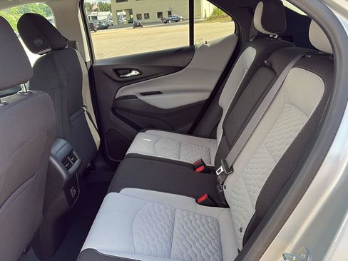 Used 2021 Chevrolet Equinox LT AWD/4WD image 6