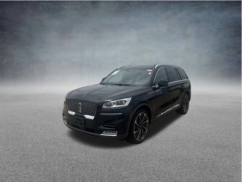 Used 2020 Lincoln Aviator Reserve w/ Equipment Group 202A AWD/4WD image 3