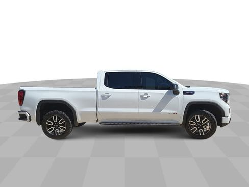 Certified 2025 GMC Sierra 1500 AT4 w/ AT4 Premium Package AWD/4WD image 9