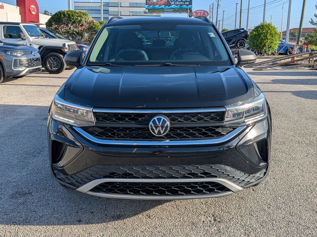 Certified 2022 Volkswagen Taos S FWD image 6