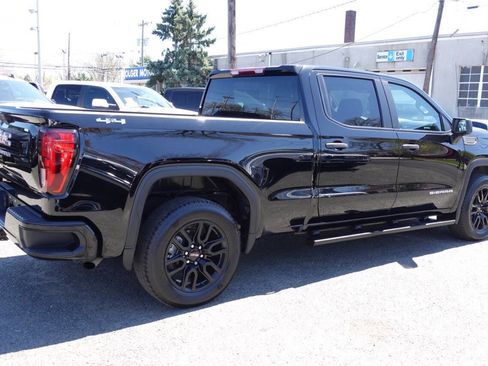 Used 2024 GMC Sierra 1500 Pro w/ Graphite Edition AWD/4WD image 4