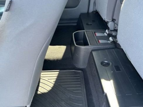 Used 2013 Toyota Tacoma 4x4 Access Cab V6 w/ SR5 Pkg image 10