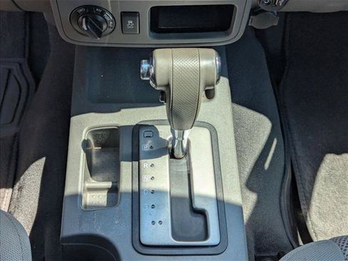 Used 2019 Nissan Frontier SV AWD/4WD image 11