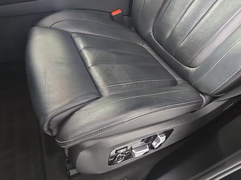 Used 2019 BMW X5 xDrive50i image 13