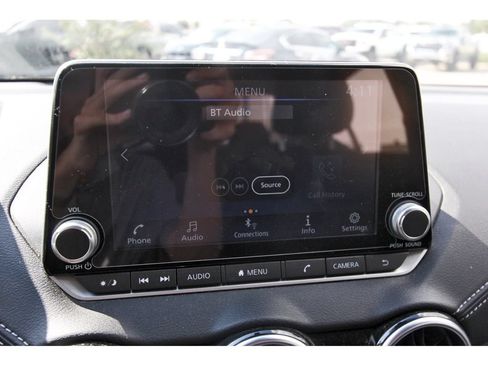 Used 2025 Nissan Sentra SV FWD image 10