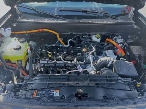 Used 2024 Ford Maverick XLT image 28