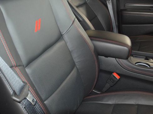 Used 2025 Dodge Durango GT AWD/4WD image 5