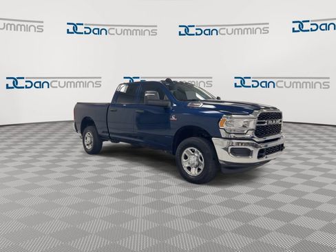 Used 2024 RAM 2500 Tradesman w/ Chrome Appearance Group AWD/4WD image 2