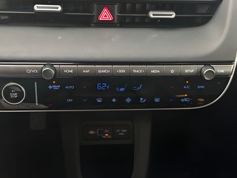 Certified 2026 Hyundai Ioniq 5 SEL RWD image 27