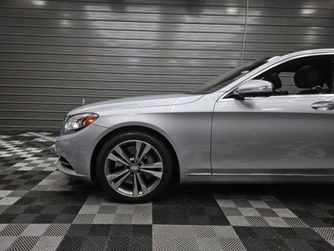 Used 2015 Mercedes-Benz S 550 4MATIC Sedan image 46