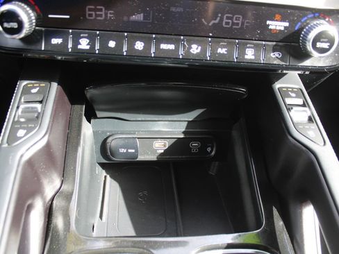 Certified 2024 Kia Telluride EX w/ EX Captain's Chair Package image 42