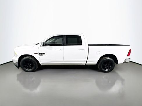 Used 2021 RAM 1500 Classic SLT image 2